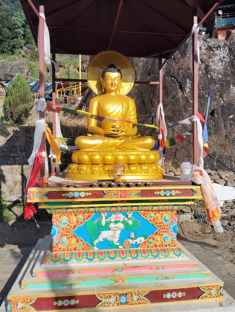dupcheshwor buddha statue
