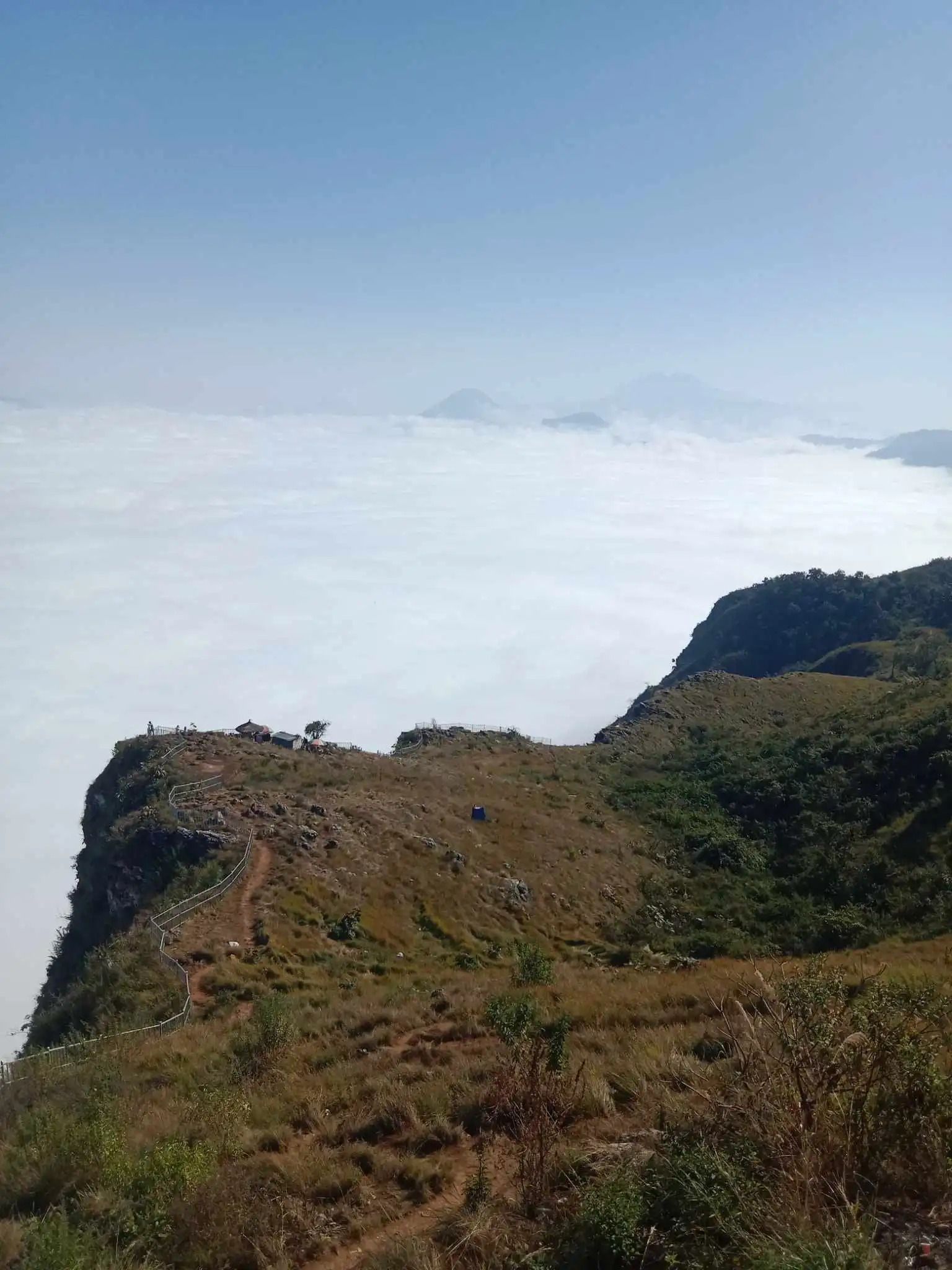 manungkot