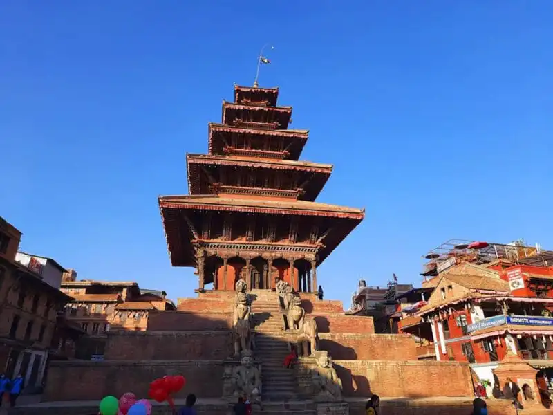 nyatapola temple bhaktapur