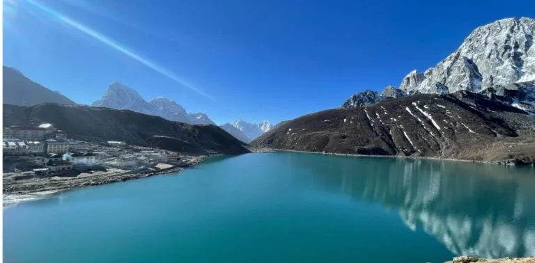 Dhunche to Gosaikunda distance trekking route and Gosaikunda Lake